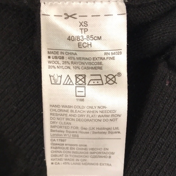 Banana Republic Filpucci beaded Sweater - Picture 11 of 11